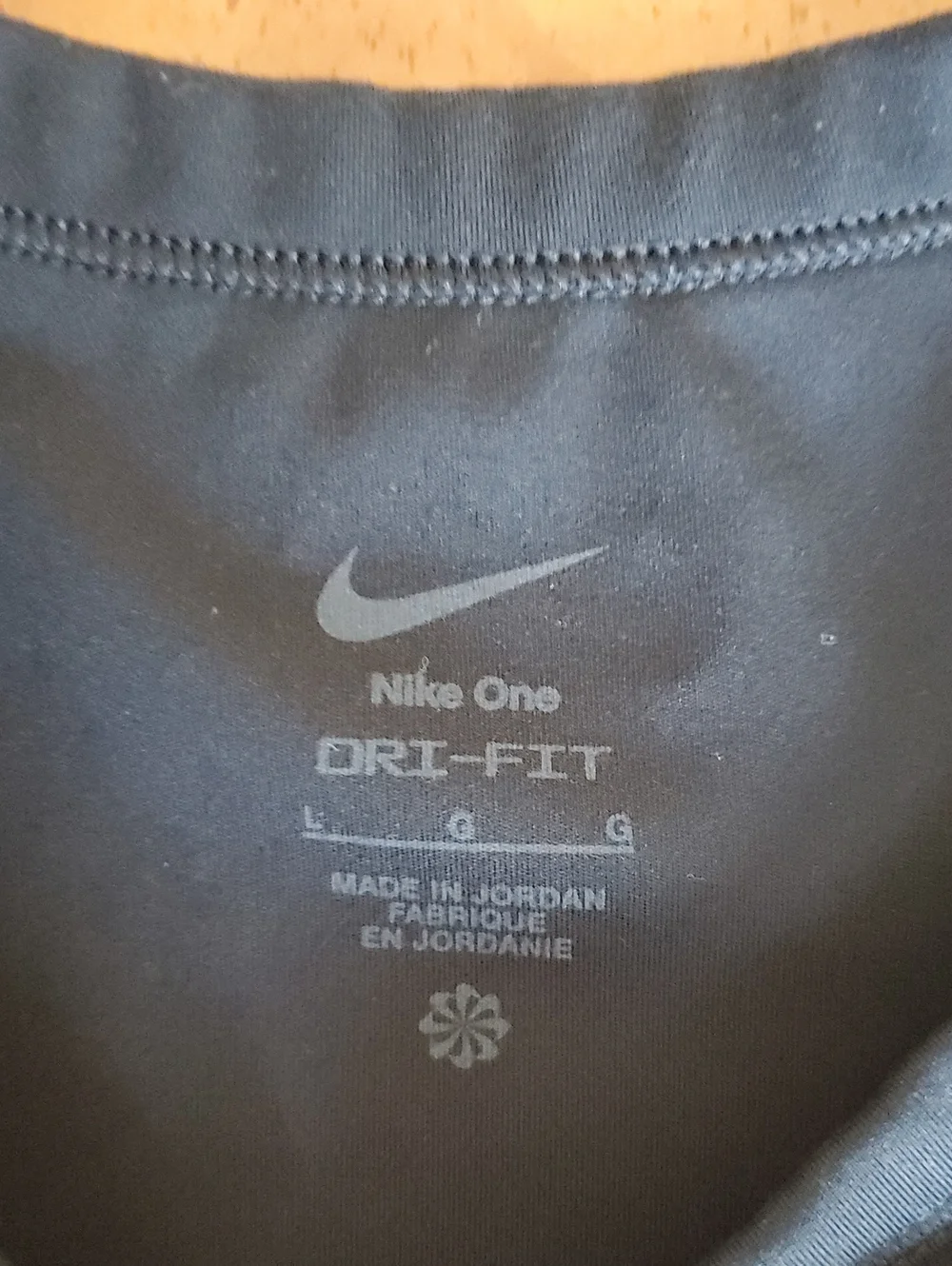 Nike Crop Tank - Picture 4 of 8